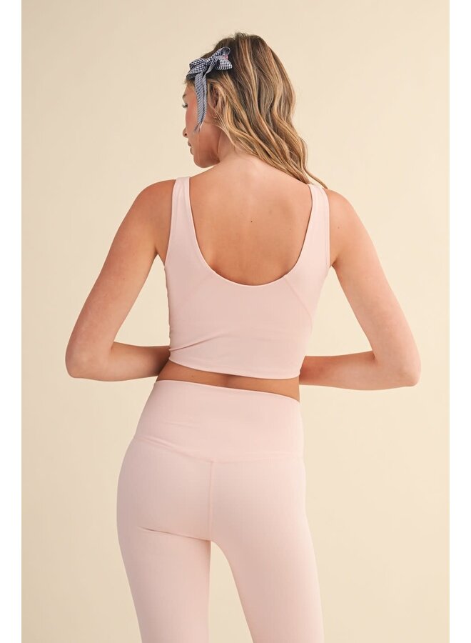BLUSH HOUR ALIGNED PERFORMANCE CROP