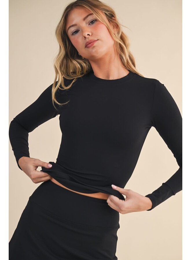 PERFORMANCE ESSENTIAL LONG SLEEVE TOP