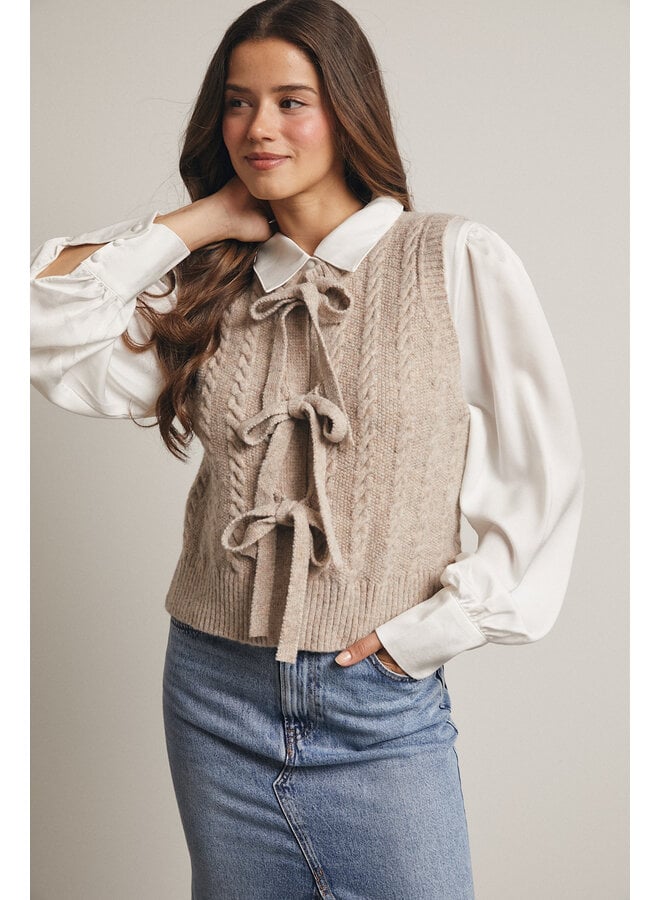 TIED IN KNOTS SWEATER VEST