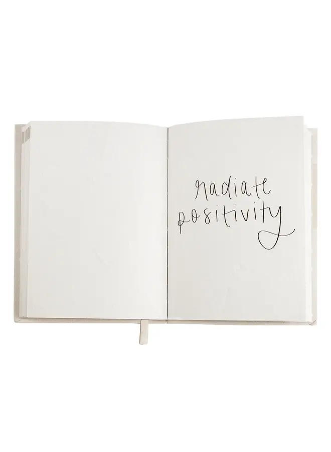 GO FOR IT - 90 DEVOTIONS TO BOLDLY LIVE THE LIFE GOD CREATED