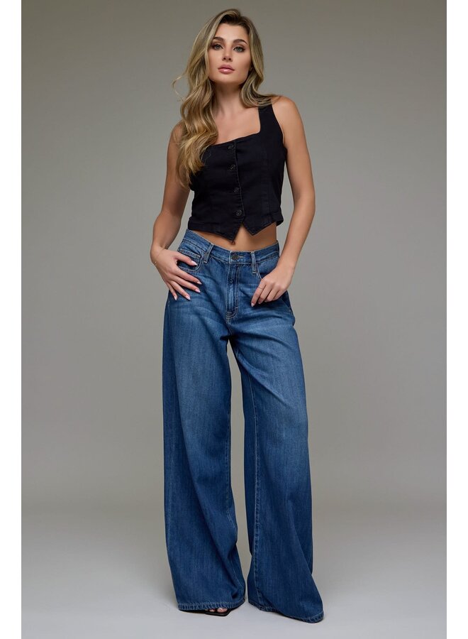 FITTED & FIERCE STRETCHY VEST