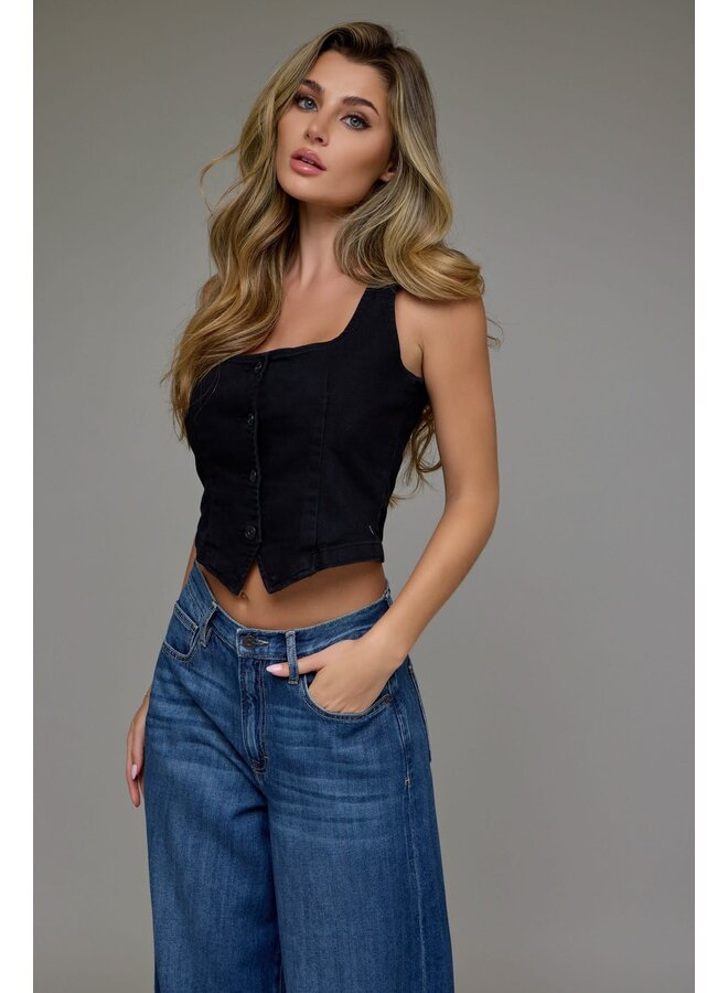 FITTED & FIERCE STRETCHY VEST