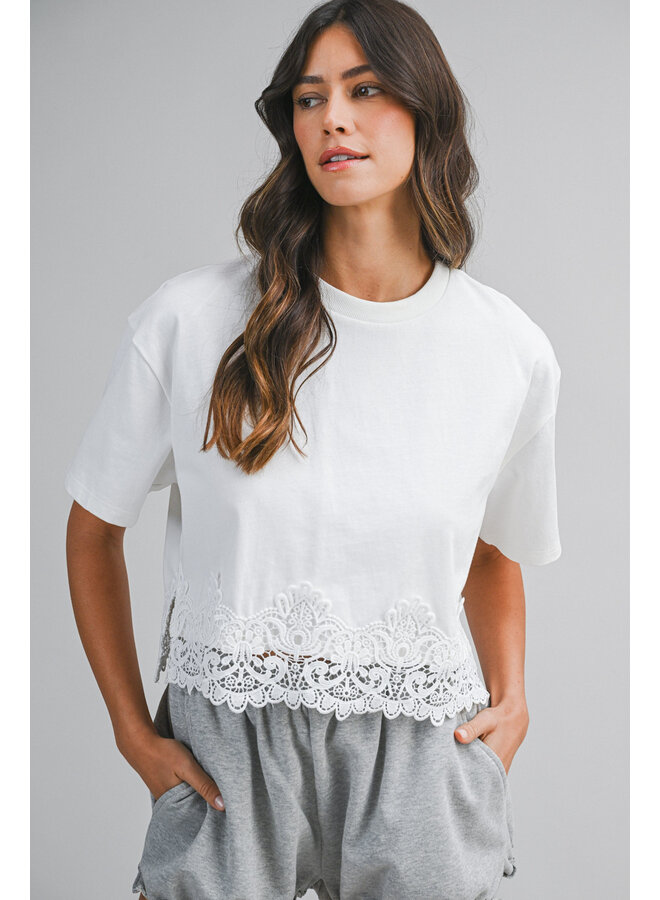 CHIC GIRL LACE TRIM TOP-WHITE