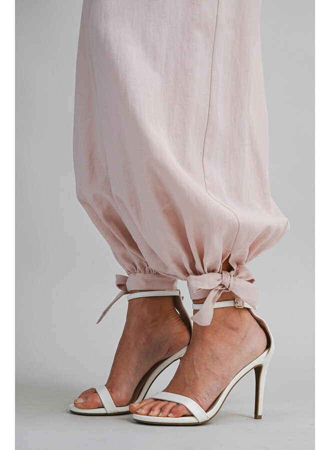 EVERYDAY ELEGANCE MAUVE BALLOON PANTS