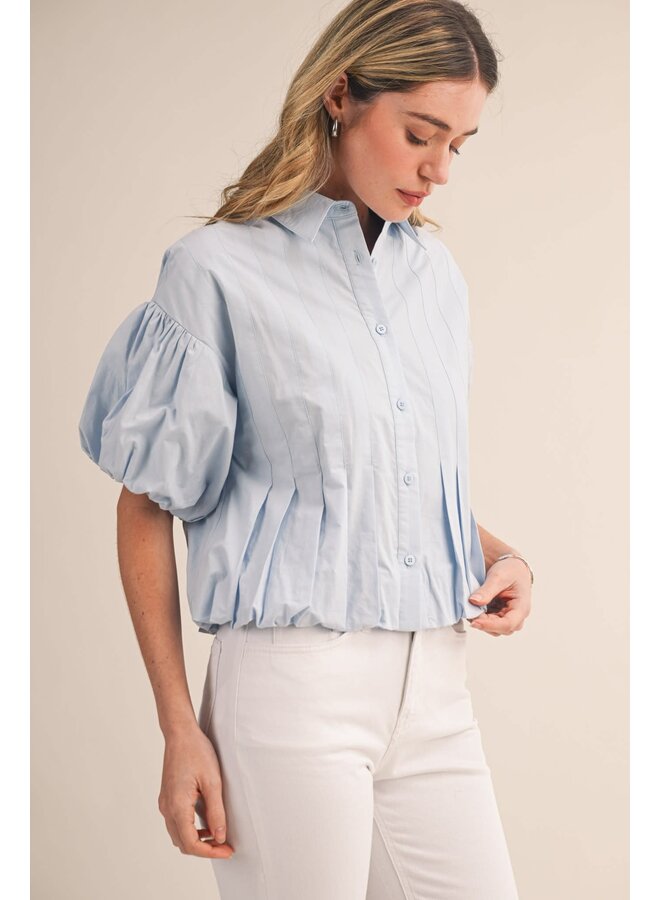 IT'S IN THE PLEATS BUTTON DOWN BUBBLE TOP-BLUE