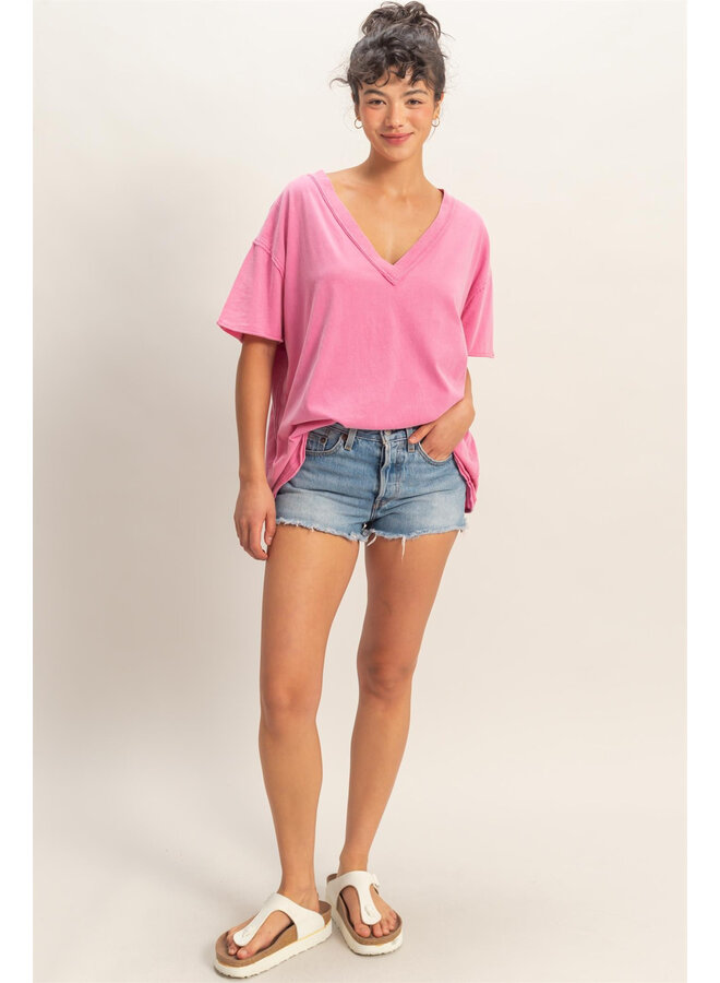 I'M FADED OVERSIZED V-NECK TEE-FUCHSIA