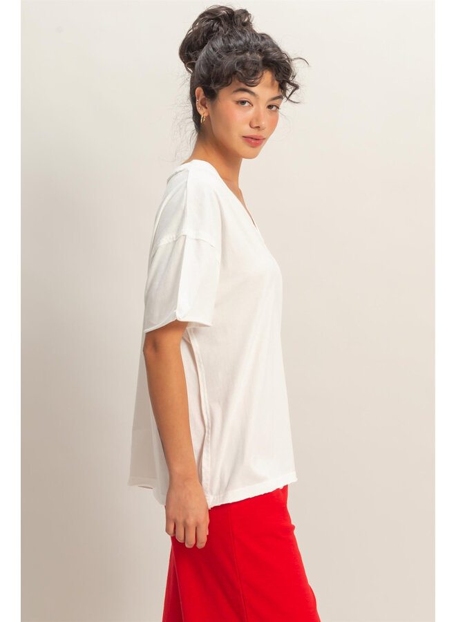 I'M FADED OVERSIZED V-NECK TEE-WHITE