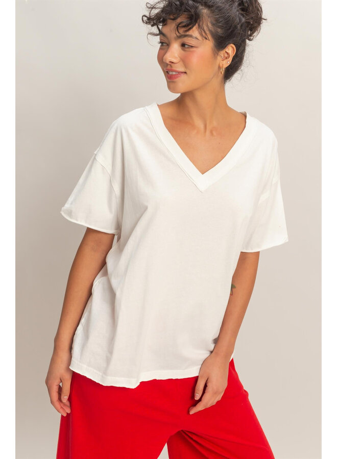 I'M FADED OVERSIZED V-NECK TEE-WHITE