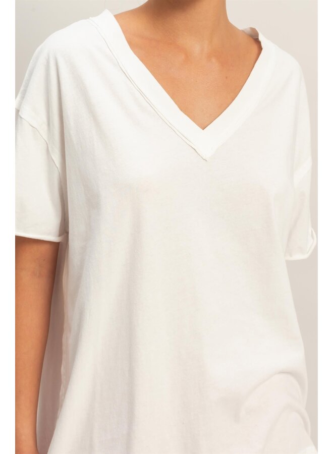 I'M FADED OVERSIZED V-NECK TEE-WHITE