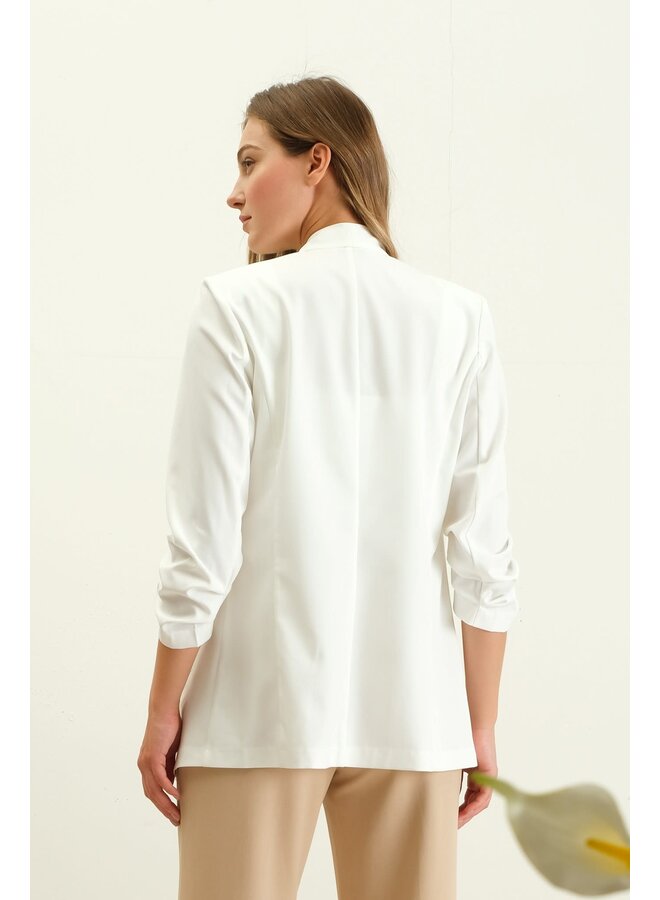 CITY CHIC RUCHED SLEEVE BLAZER
