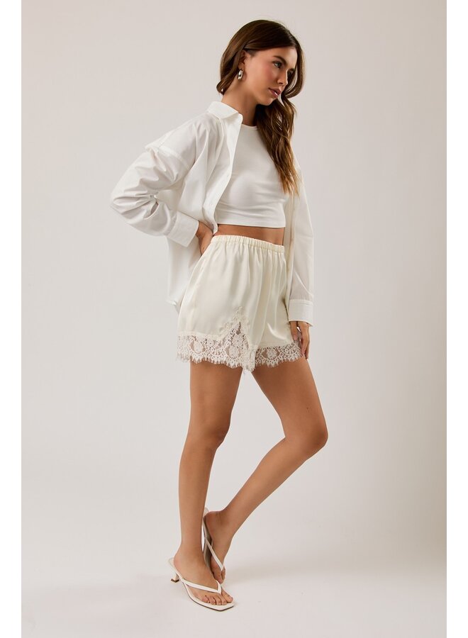SATIN KISS LACE TRIM SHORTS-CREAM