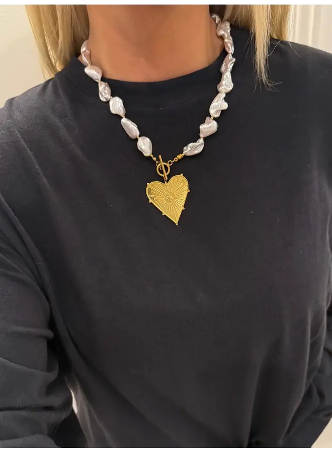 NANCY 18KGP HEART NECKLACE