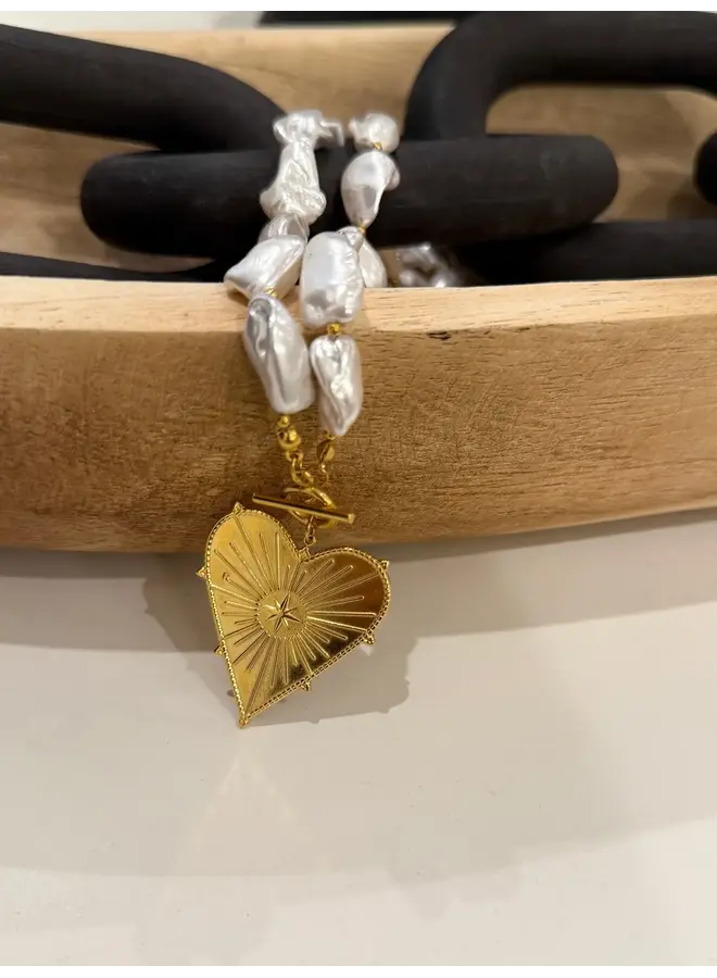 NANCY 18KGP HEART NECKLACE