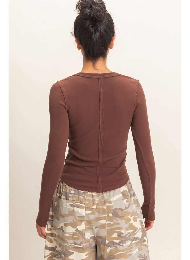 CASUALLY CUTE LONG SLEEVE TOP-BROWN