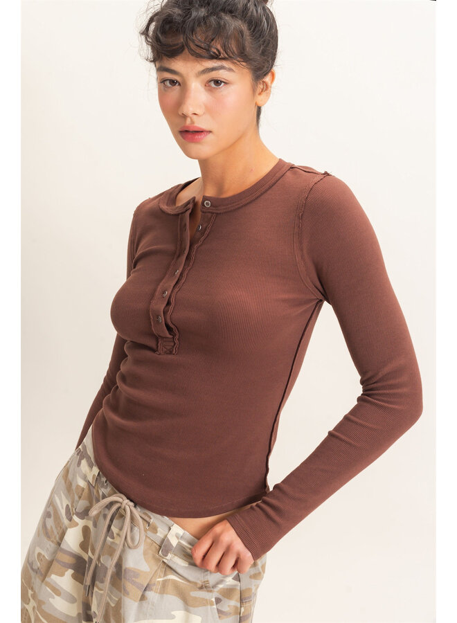 CASUALLY CUTE LONG SLEEVE TOP-BROWN
