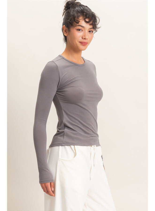 THE GO-TO LONG SLEEVE TOP-CHARCOAL