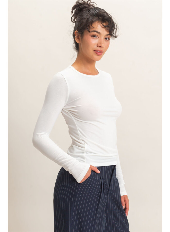 THE GO-TO LONG SLEEVE TOP-OFF WHITE