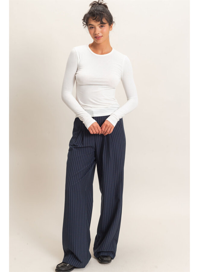 THE GO-TO LONG SLEEVE TOP-OFF WHITE