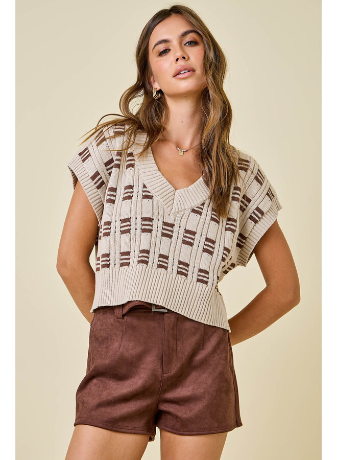 RETRO CHARM CROPPED SWEATER VEST