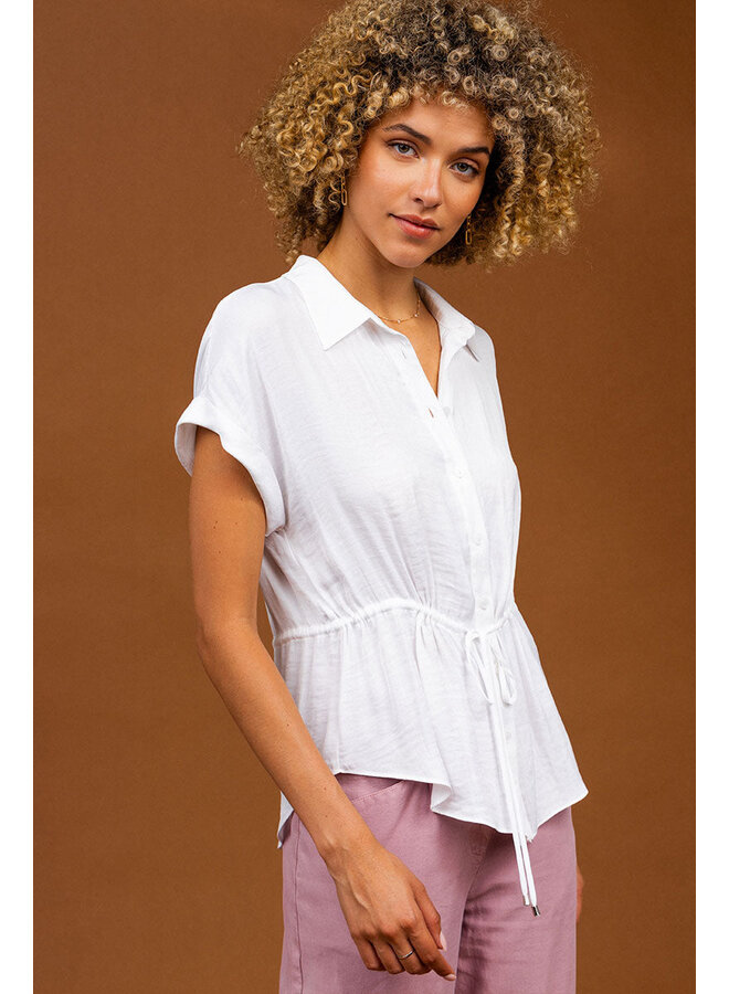 SIMPLY STYLED BUTTON DOWN TOP-OFF WHITE