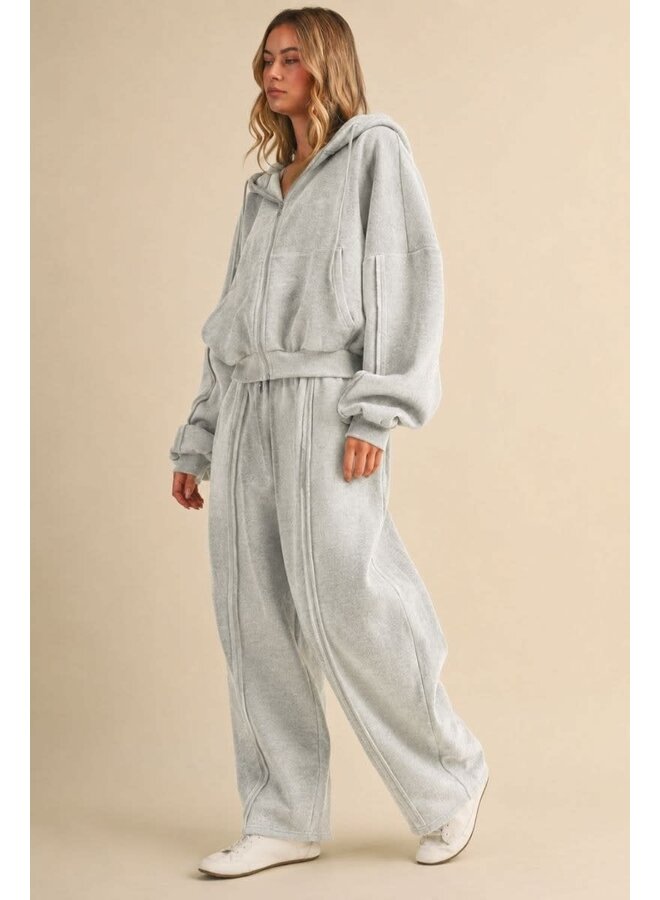 THE DAY OFF JOGGER SET