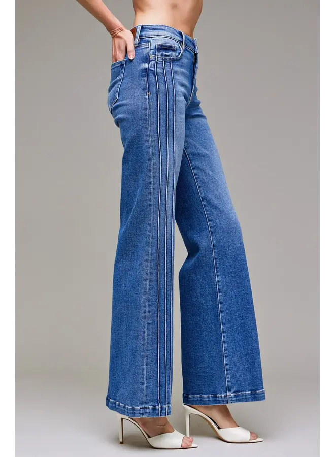 CHRIS MID RISE FLARE PINTUCK JEAN