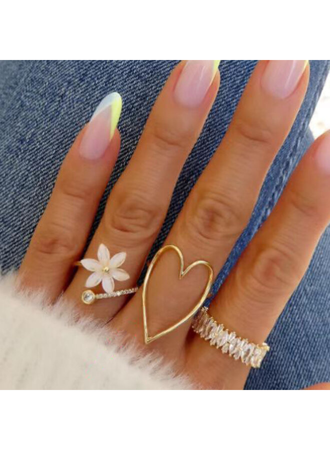 RAFAELA 18KGP SIZED HEART RING