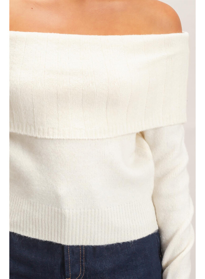 OUT OF OFFICE TOP-CREAM
