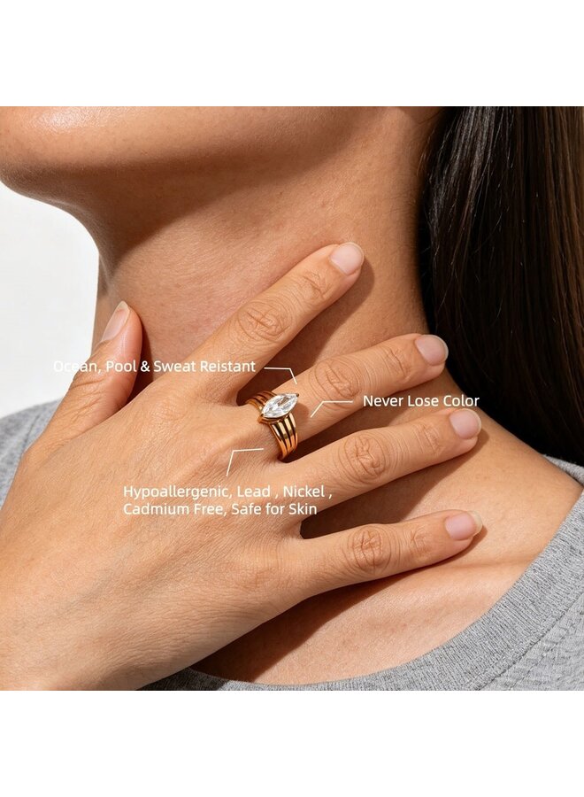 REIGN 18KGP SIZED RING