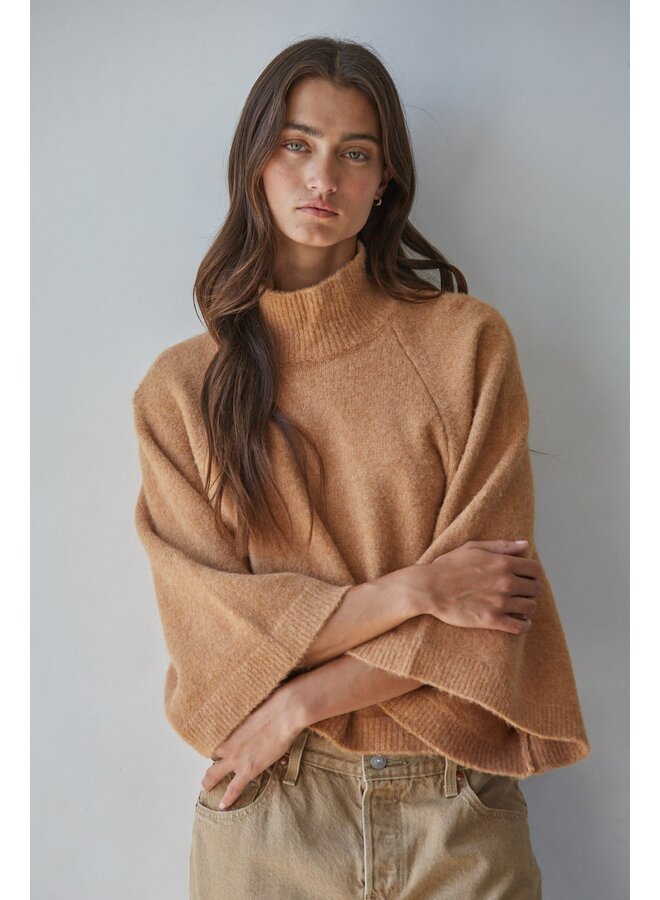 TURTLY CUTE QUARTER SLEEVE TOP