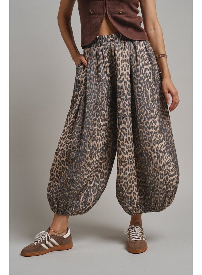DRAMA QUEEN LEOPARD BALLOON PANTS