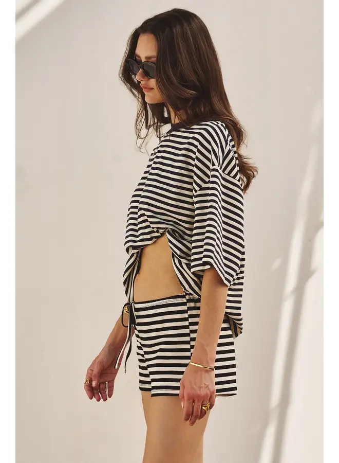 THE STRIPE DETAIL TOP