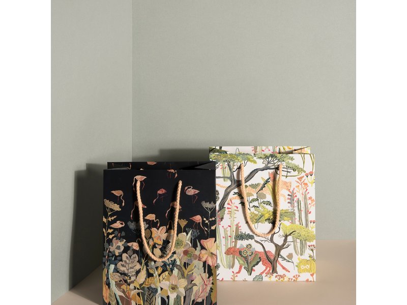 Red Cap Cards Floral Flamingo Gift Bag