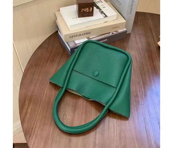 Eloise Green Tote