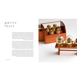 Macmillan Publishing Petite Pâtisserie : Bon Bons, Petits Fours, Macarons and Other Whimsical Bite-Size Treats
