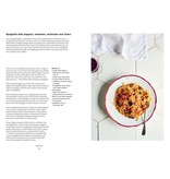 Chronicle Books The Italian Pantry : 10 Ingredients, 100 Recipes – Showcasing the Best of Italian Home Cooking