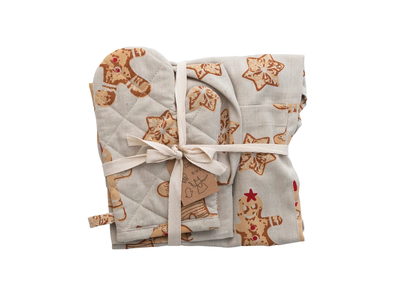 Creative Co-OP Cotton Child Apron with Gingerbread Print, Chef Hat and Hot Mitt, Set of 3