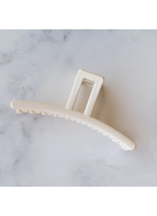 Ivory Matte Ader Hair Claw Clip