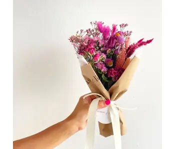 Chic Dried Flower Bouquet: Pink ombre