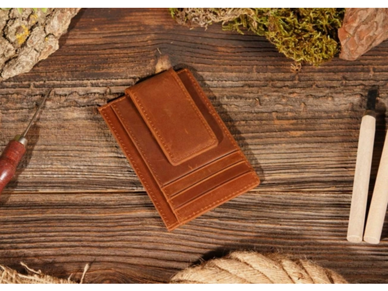 American Leather Goods Leather Wallet with Magnet Clip Light Brown