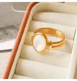MAIQ Accessories Jade Non-Tarnish Classic Shell Stone Ring Gold