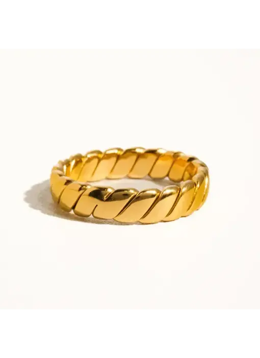 Pierre 18K Gold Non-Tarnish Braided Stack Ring Gold