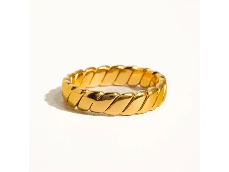 MAIQ Accessories Pierre 18K Gold Non-Tarnish Braided Stack Ring Gold