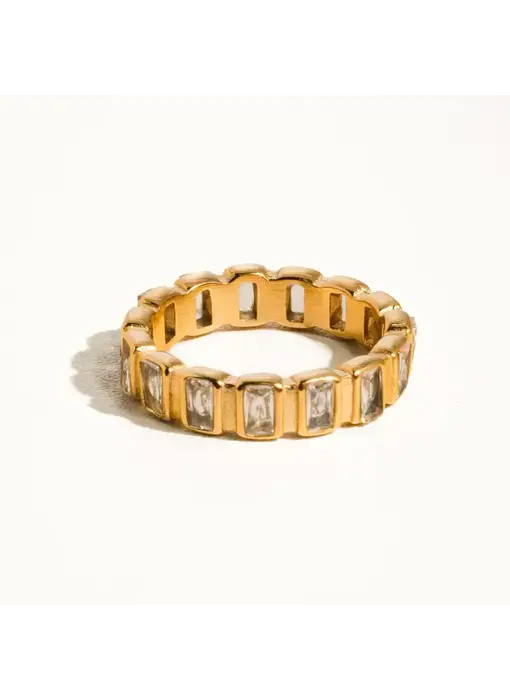 Sterling Gold Non-Tarnish Gold Rhinestone Ring Gold