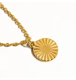 MAIQ Accessories Miraz 18k Gold Non-Tarnish Round Sun Gaze Necklace