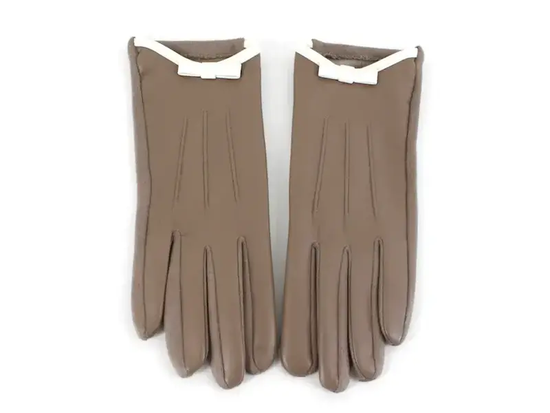 pretty persuasions White Bow Gloves