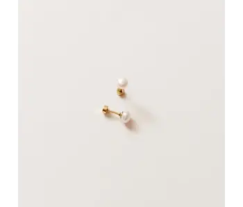 Pearl earrings