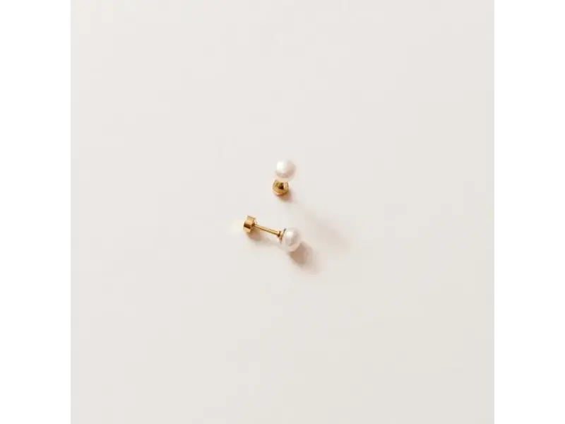 pip pop post Pearl earrings
