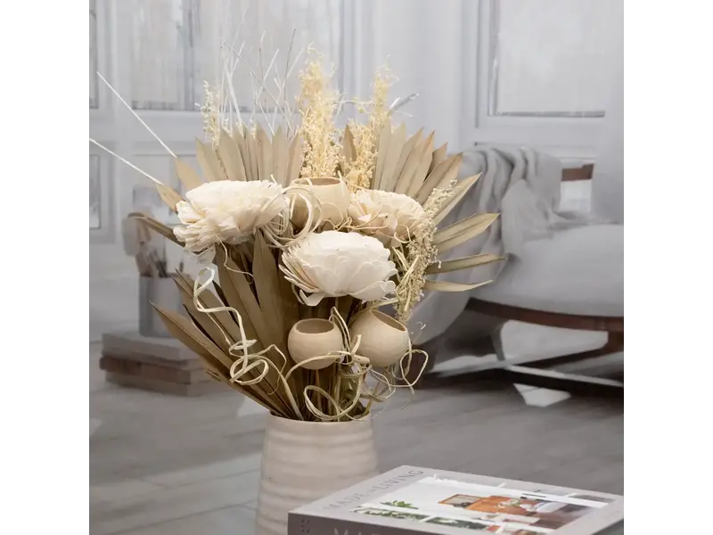 Andaluca Sola Flower and Natural Palm Bouquet