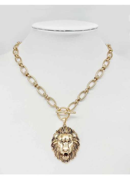 Lion Head Pendant Toggle Chain Link Necklace
